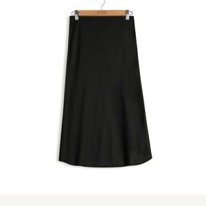 Point Short Satin Slip Skirt